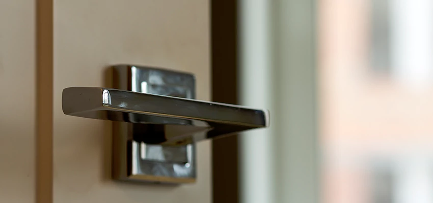 Door Lever Knob Repair in Skokie, Illinois