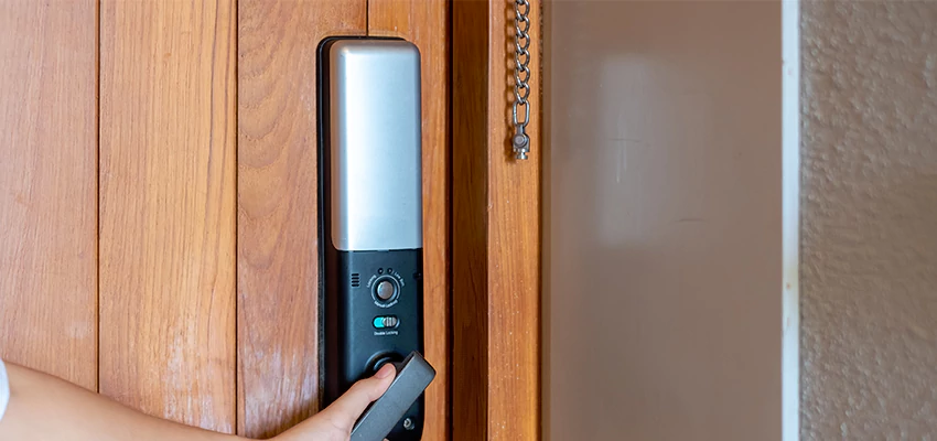 Home Security Electronic Locks Upgrades in Skokie, IL